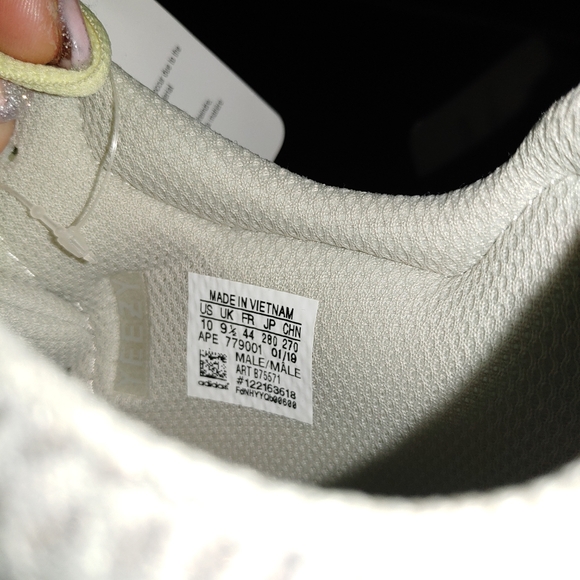 Adida yeezy wave runners - Picture 5 of 5